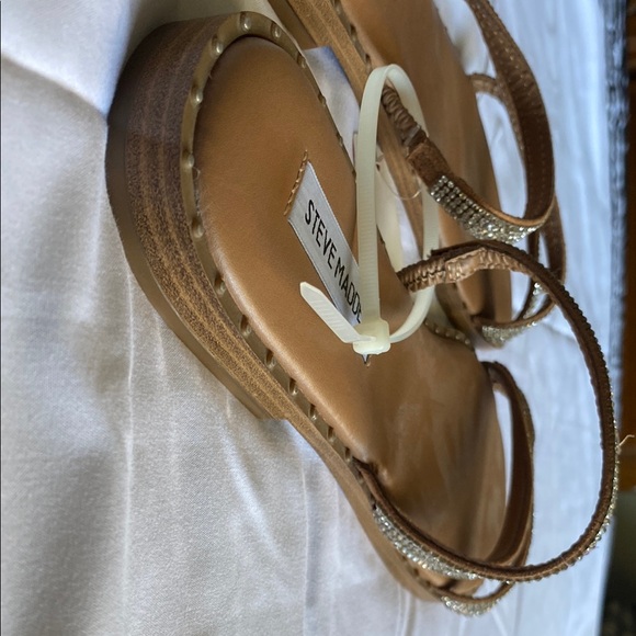 Steve Madden Tan Sandals with Sparkling Straps - Picture 5 of 5